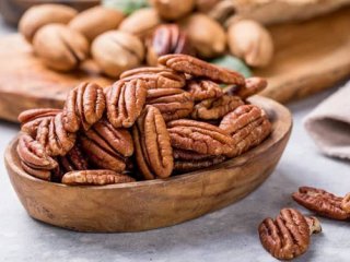 سازمان غذا و دارو: هشدار درباره وجود سم سرطان‌زا در خشکبار مانده